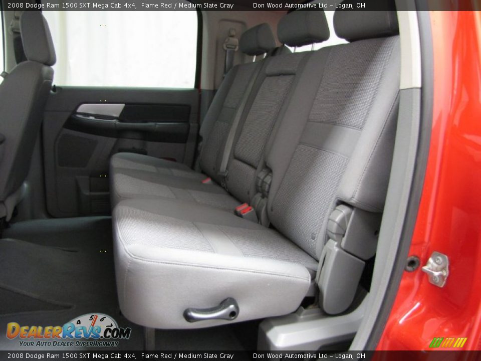 2008 Dodge Ram 1500 SXT Mega Cab 4x4 Flame Red / Medium Slate Gray Photo #7
