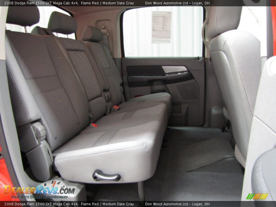 2008 Dodge Ram 1500 SXT Mega Cab 4x4 Flame Red / Medium Slate Gray Photo #8