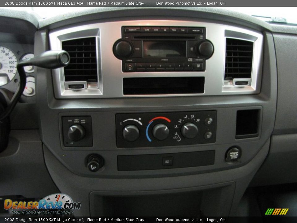 2008 Dodge Ram 1500 SXT Mega Cab 4x4 Flame Red / Medium Slate Gray Photo #23