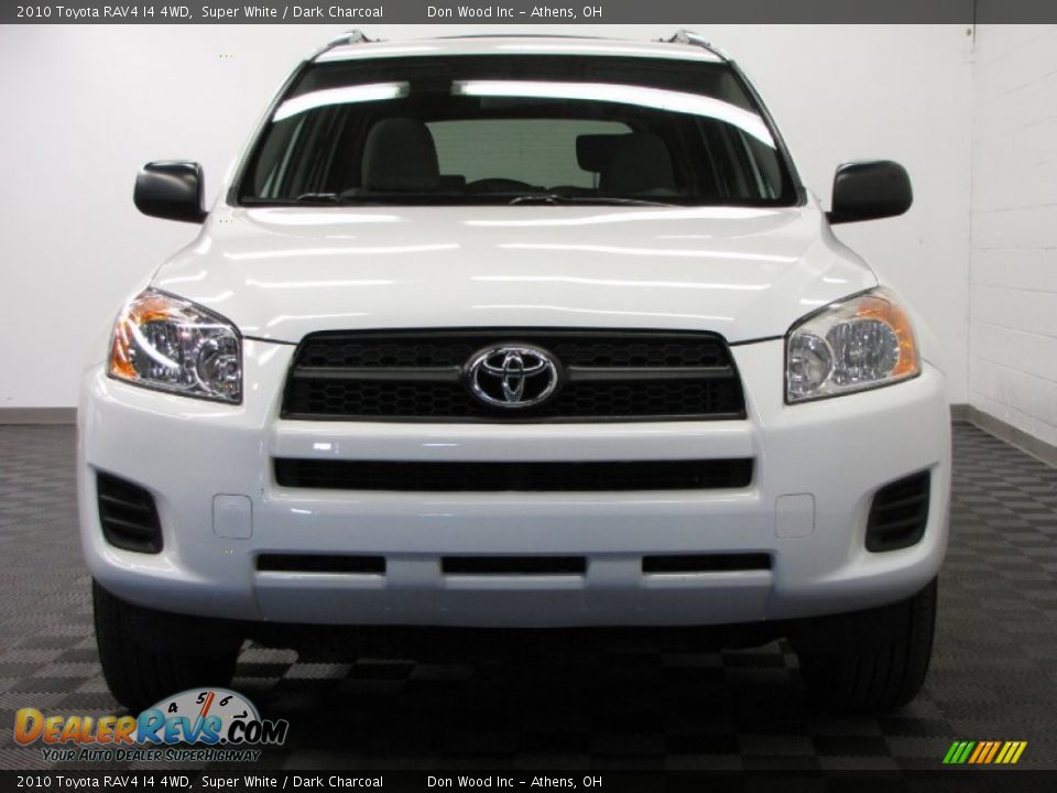 2010 Toyota RAV4 I4 4WD Super White / Dark Charcoal Photo #2