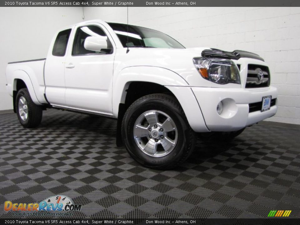 2010 Toyota Tacoma V6 SR5 Access Cab 4x4 Super White / Graphite Photo #1