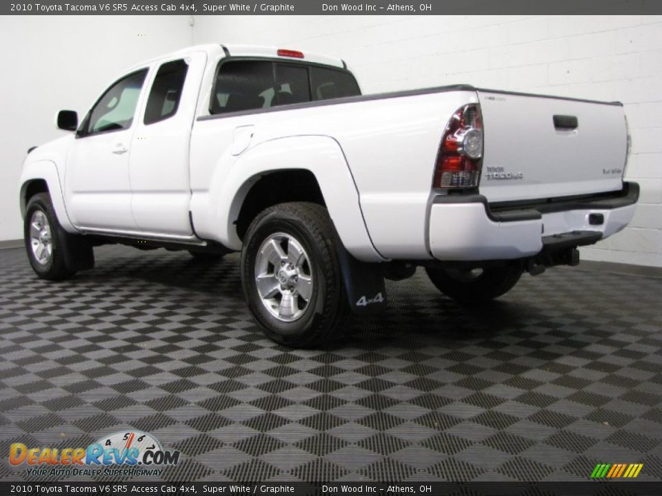 2010 Toyota Tacoma V6 SR5 Access Cab 4x4 Super White / Graphite Photo #2