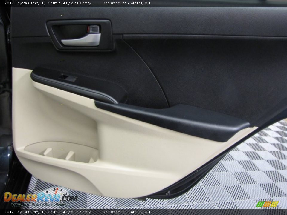 2012 Toyota Camry LE Cosmic Gray Mica / Ivory Photo #16