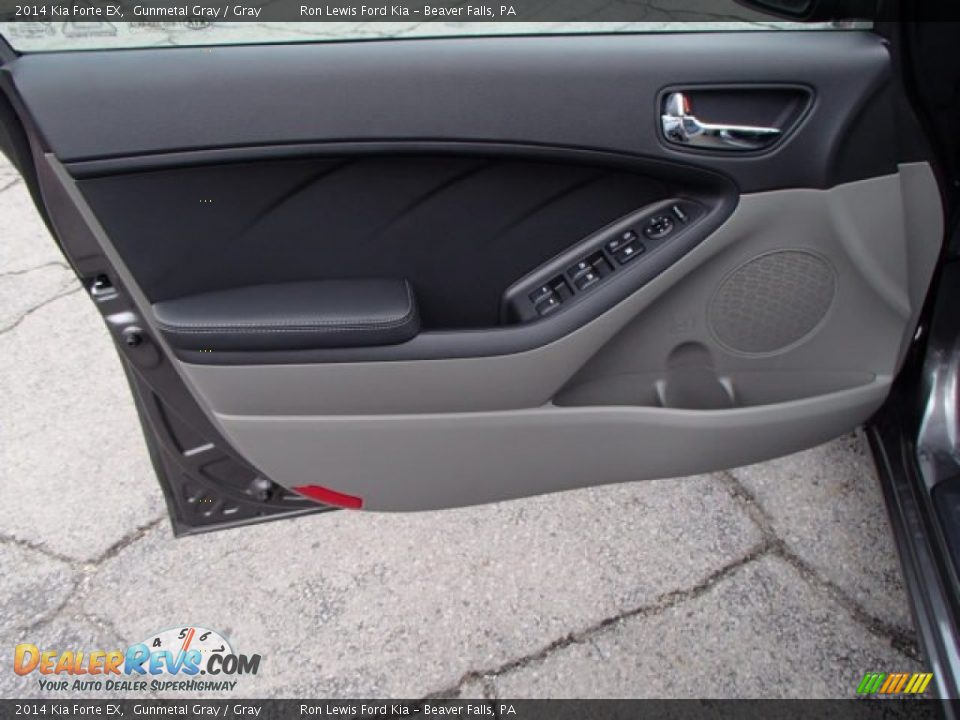 Door Panel of 2014 Kia Forte EX Photo #12