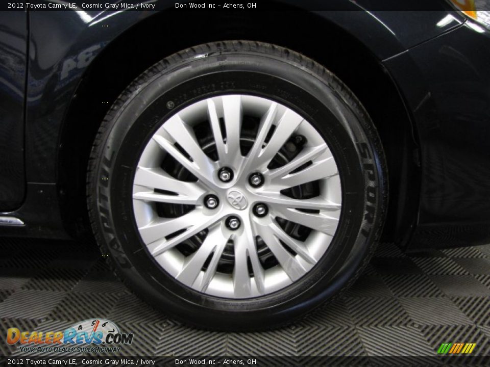 2012 Toyota Camry LE Cosmic Gray Mica / Ivory Photo #28