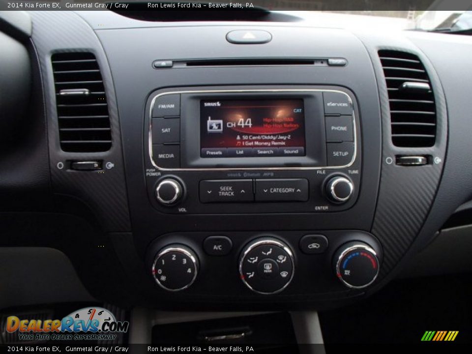 Controls of 2014 Kia Forte EX Photo #16