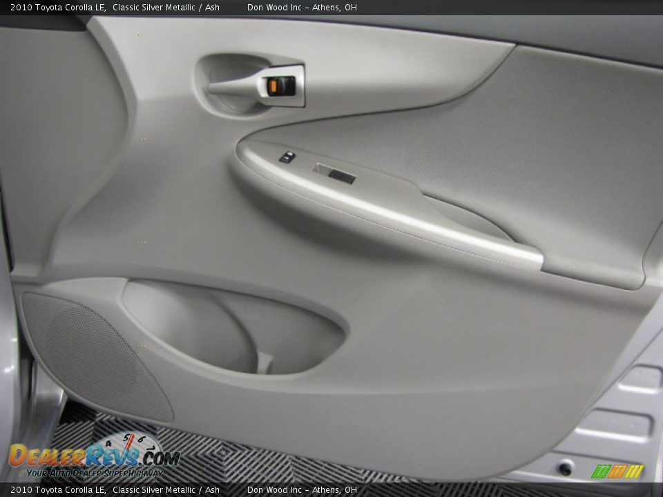 2010 Toyota Corolla LE Classic Silver Metallic / Ash Photo #14
