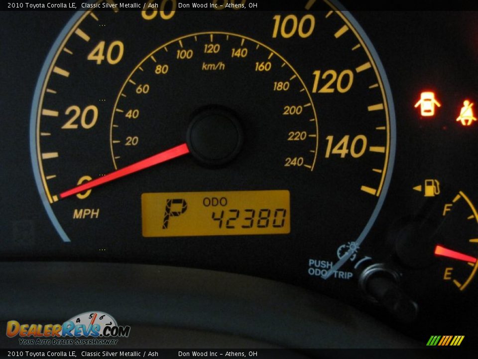 2010 Toyota Corolla LE Classic Silver Metallic / Ash Photo #20