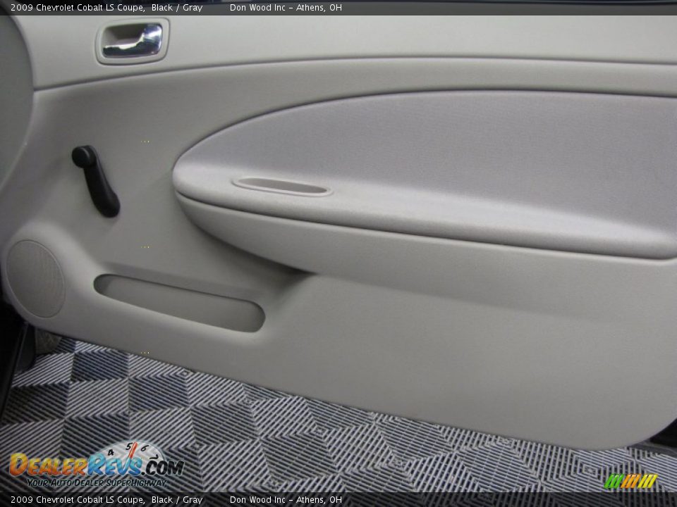 2009 Chevrolet Cobalt LS Coupe Black / Gray Photo #14