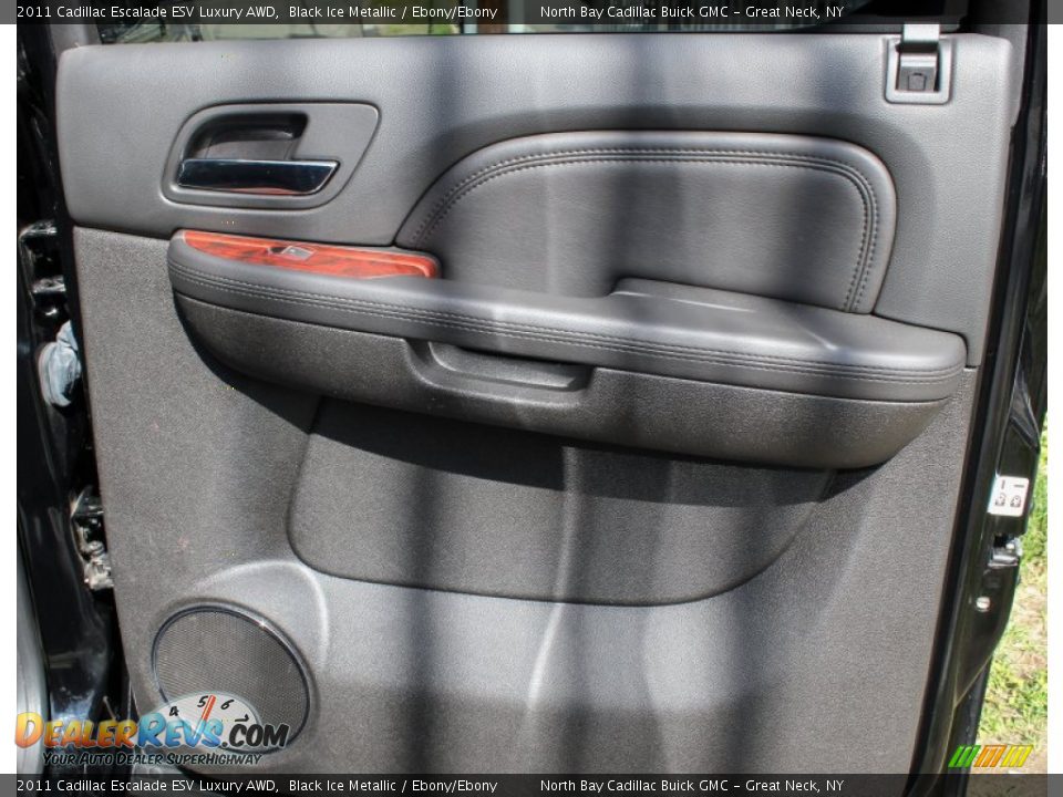 2011 Cadillac Escalade ESV Luxury AWD Black Ice Metallic / Ebony/Ebony Photo #12