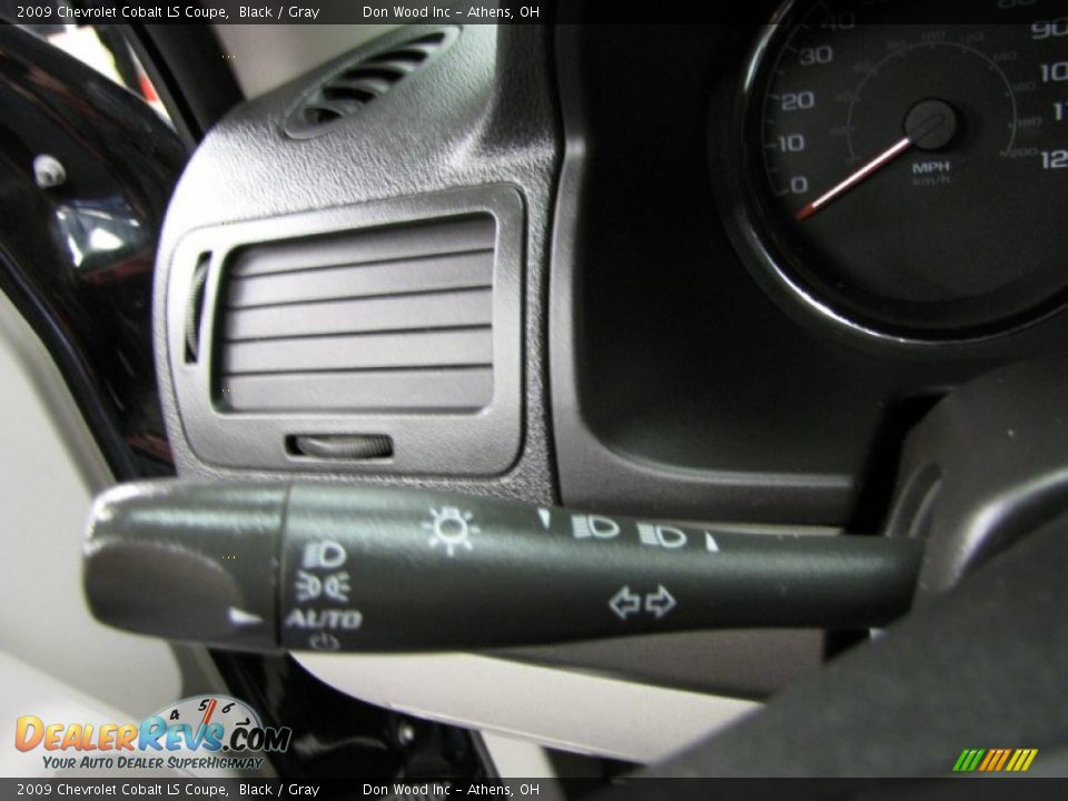 2009 Chevrolet Cobalt LS Coupe Black / Gray Photo #17
