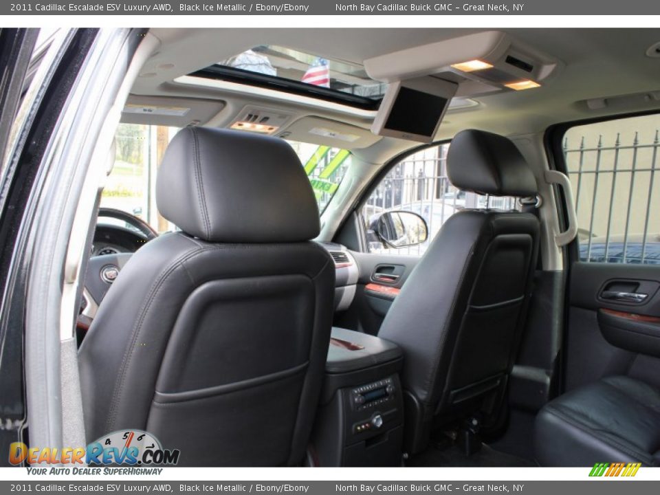 2011 Cadillac Escalade ESV Luxury AWD Black Ice Metallic / Ebony/Ebony Photo #20