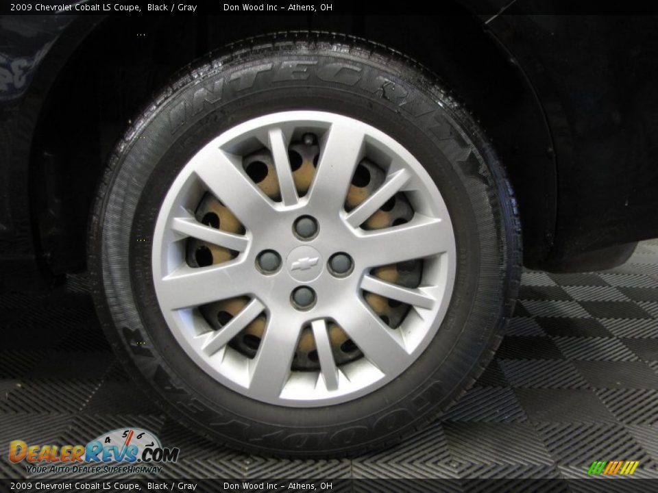 2009 Chevrolet Cobalt LS Coupe Black / Gray Photo #25
