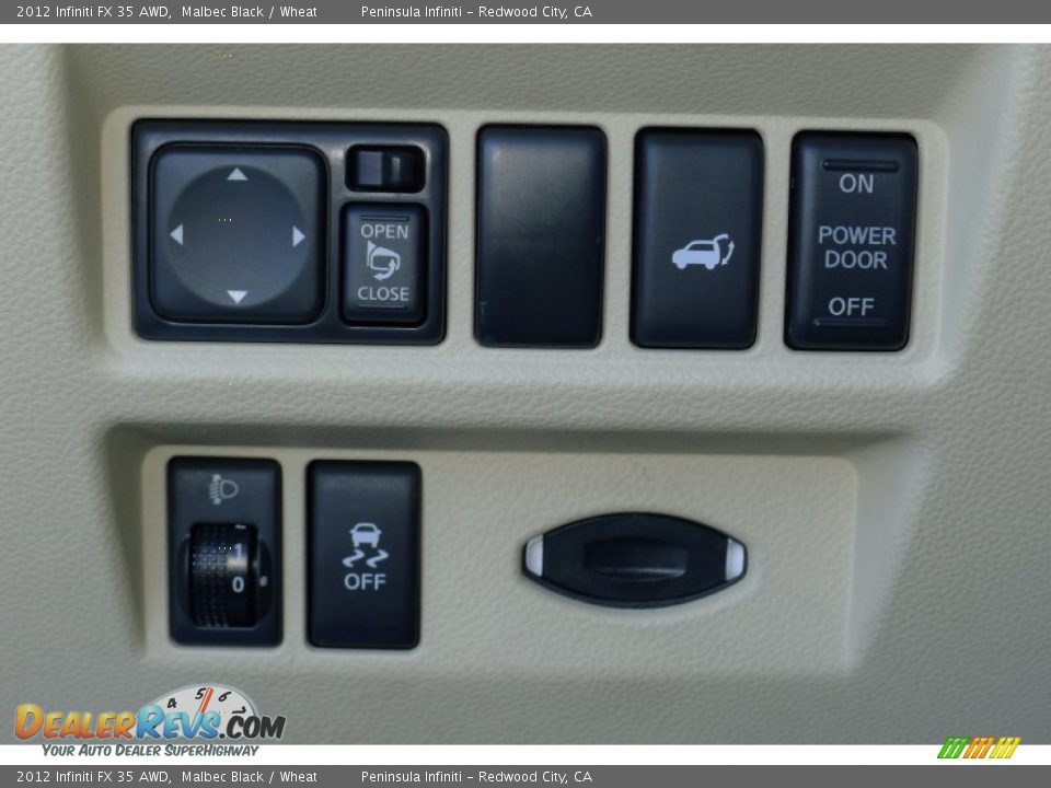 Controls of 2012 Infiniti FX 35 AWD Photo #16