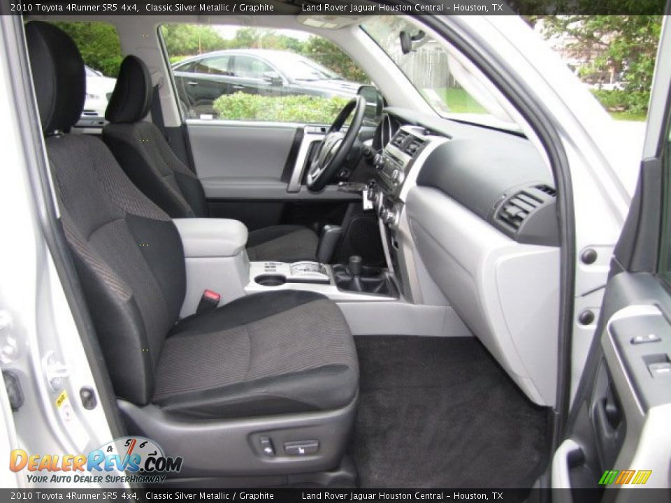 2010 Toyota 4Runner SR5 4x4 Classic Silver Metallic / Graphite Photo #25
