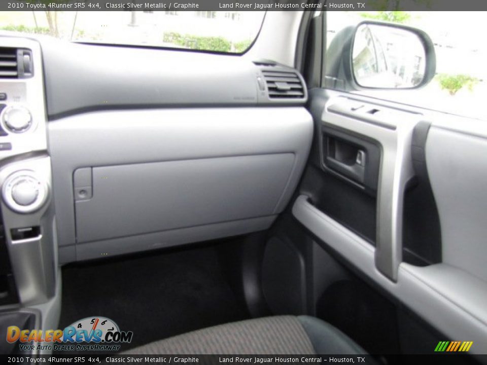 2010 Toyota 4Runner SR5 4x4 Classic Silver Metallic / Graphite Photo #33