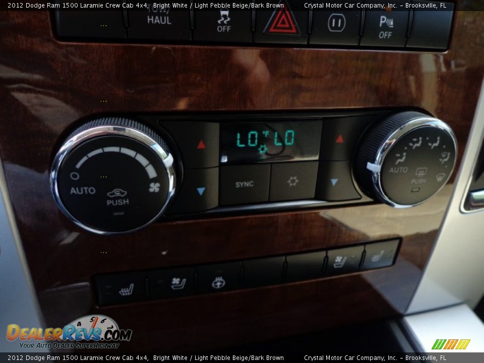 2012 Dodge Ram 1500 Laramie Crew Cab 4x4 Bright White / Light Pebble Beige/Bark Brown Photo #20
