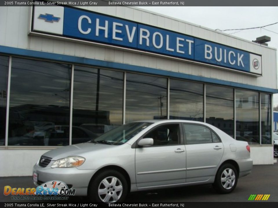 2005 Toyota Corolla LE Silver Streak Mica / Light Gray Photo #1