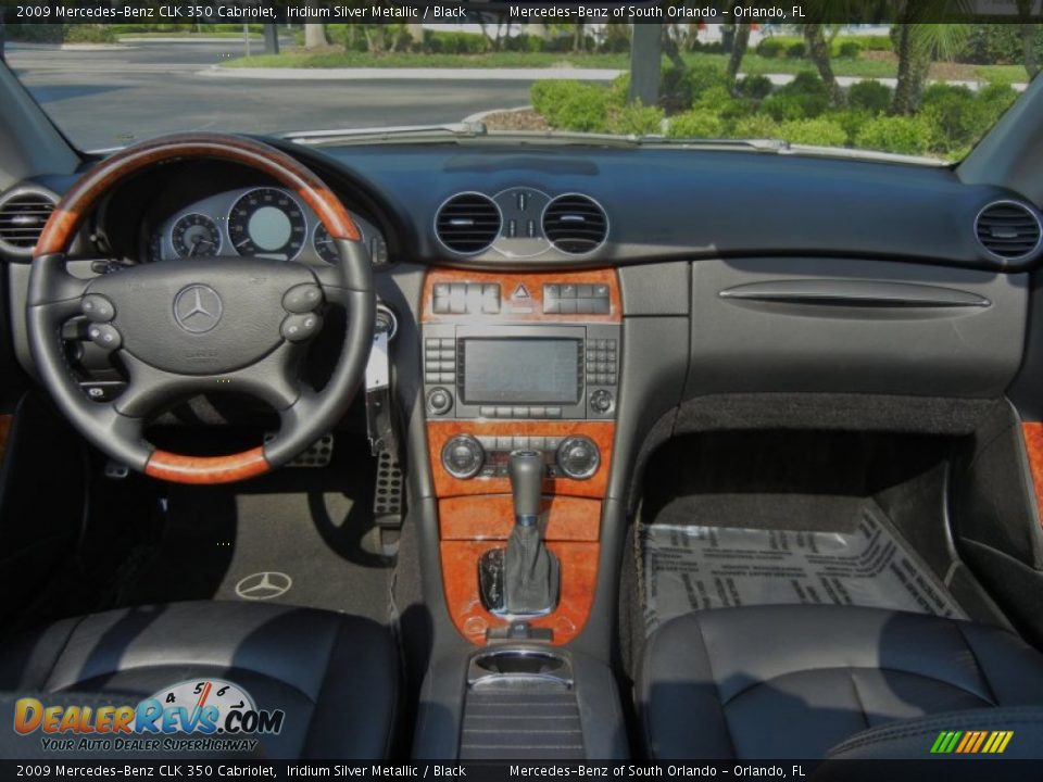 Dashboard of 2009 Mercedes-Benz CLK 350 Cabriolet Photo #22