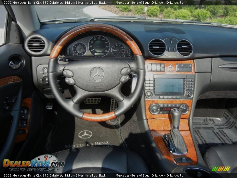 Dashboard of 2009 Mercedes-Benz CLK 350 Cabriolet Photo #23