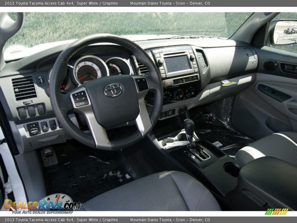 2013 Toyota Tacoma Access Cab 4x4 Super White / Graphite Photo #5