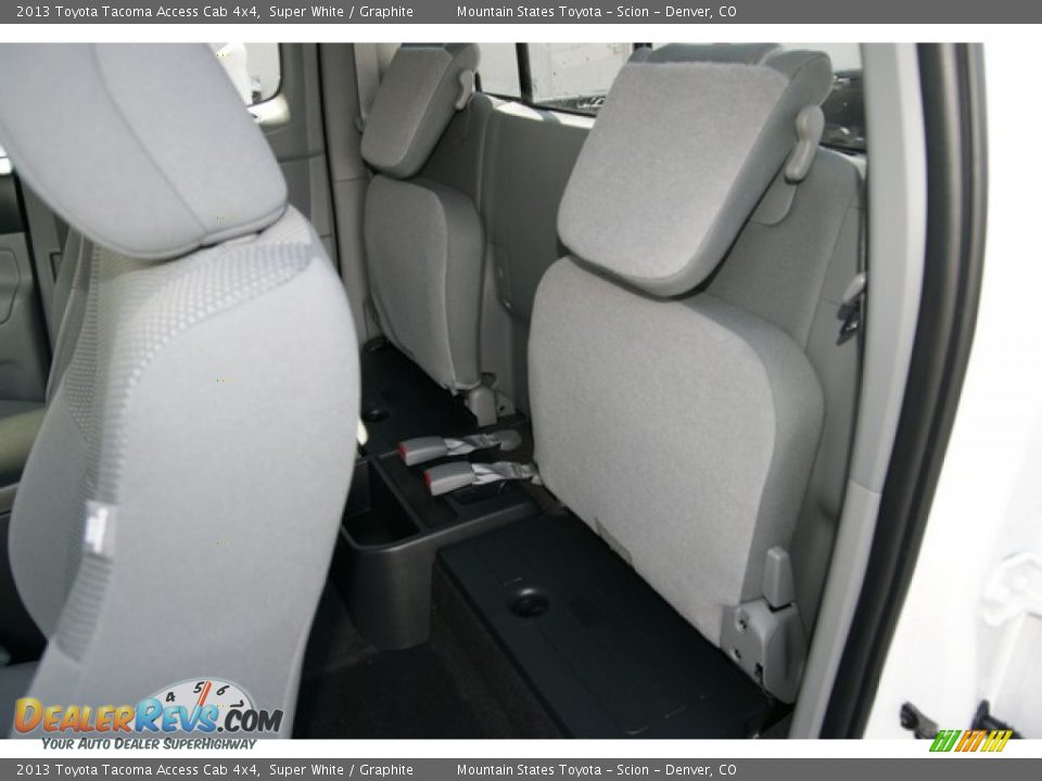 2013 Toyota Tacoma Access Cab 4x4 Super White / Graphite Photo #7