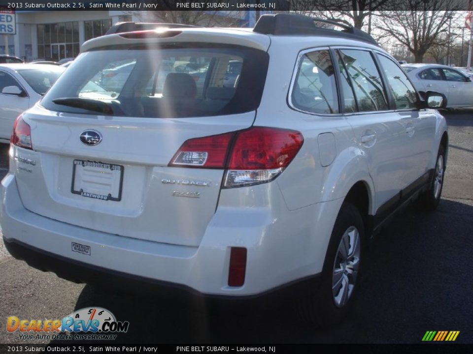 2013 Subaru Outback 2.5i Satin White Pearl / Ivory Photo #4