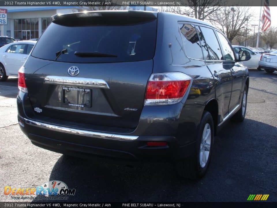 2012 Toyota Highlander V6 4WD Magnetic Gray Metallic / Ash Photo #4