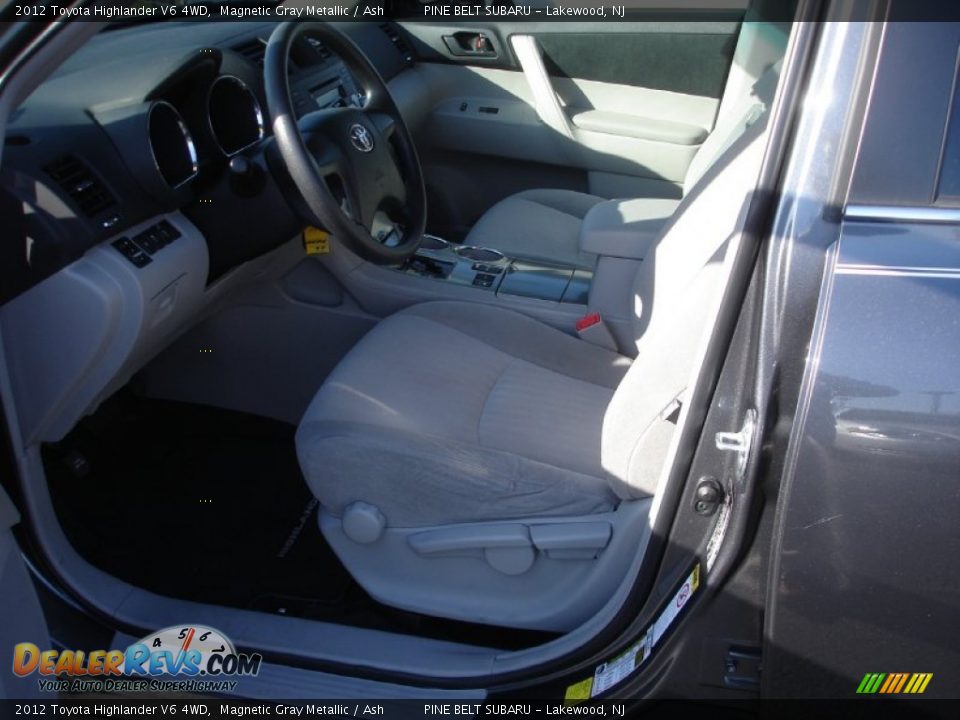 2012 Toyota Highlander V6 4WD Magnetic Gray Metallic / Ash Photo #10