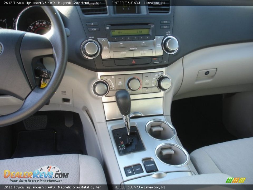 2012 Toyota Highlander V6 4WD Magnetic Gray Metallic / Ash Photo #12