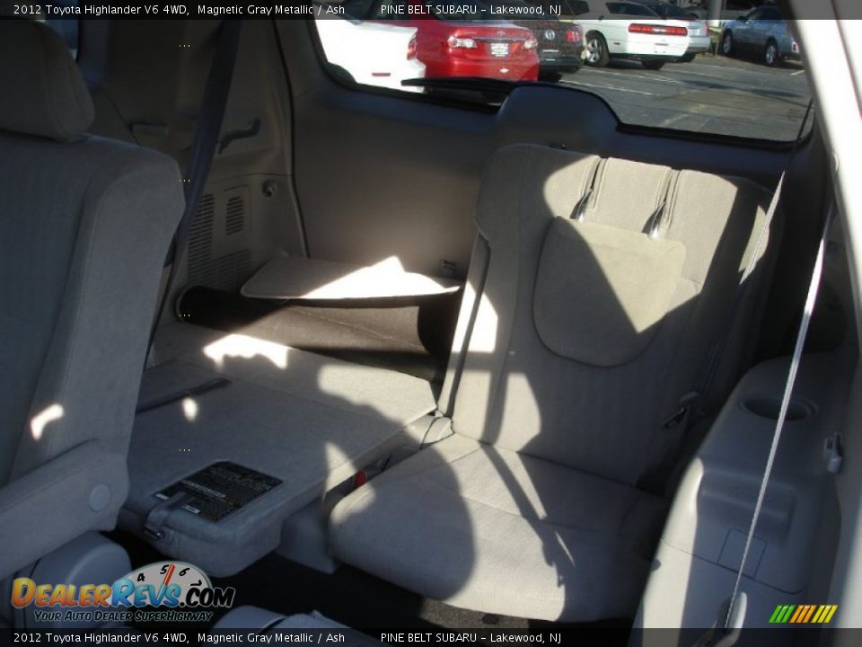 2012 Toyota Highlander V6 4WD Magnetic Gray Metallic / Ash Photo #14