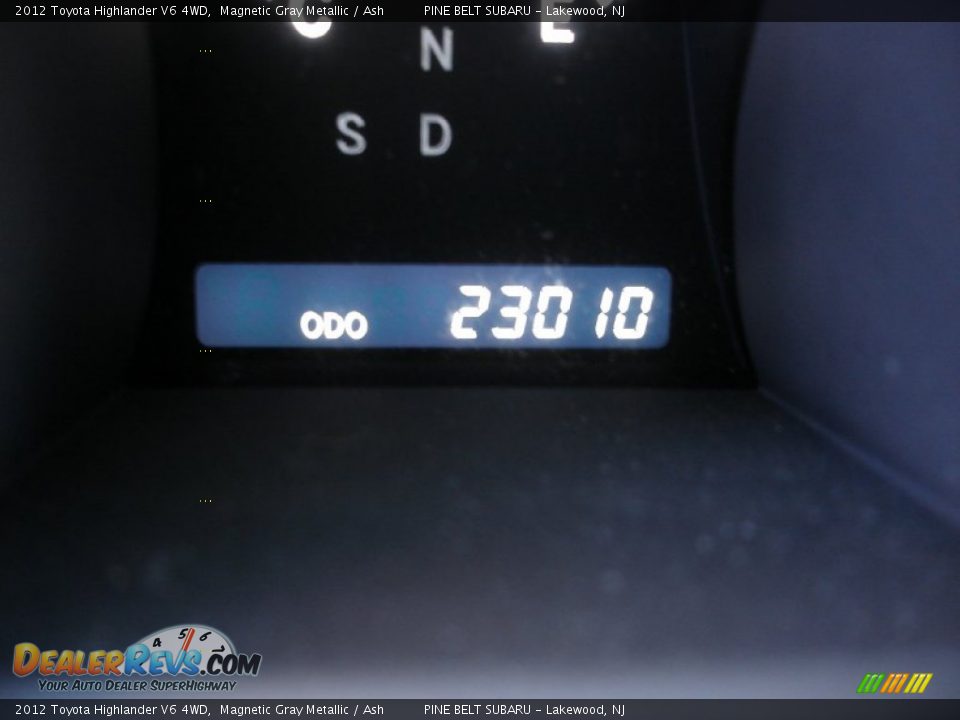 2012 Toyota Highlander V6 4WD Magnetic Gray Metallic / Ash Photo #15