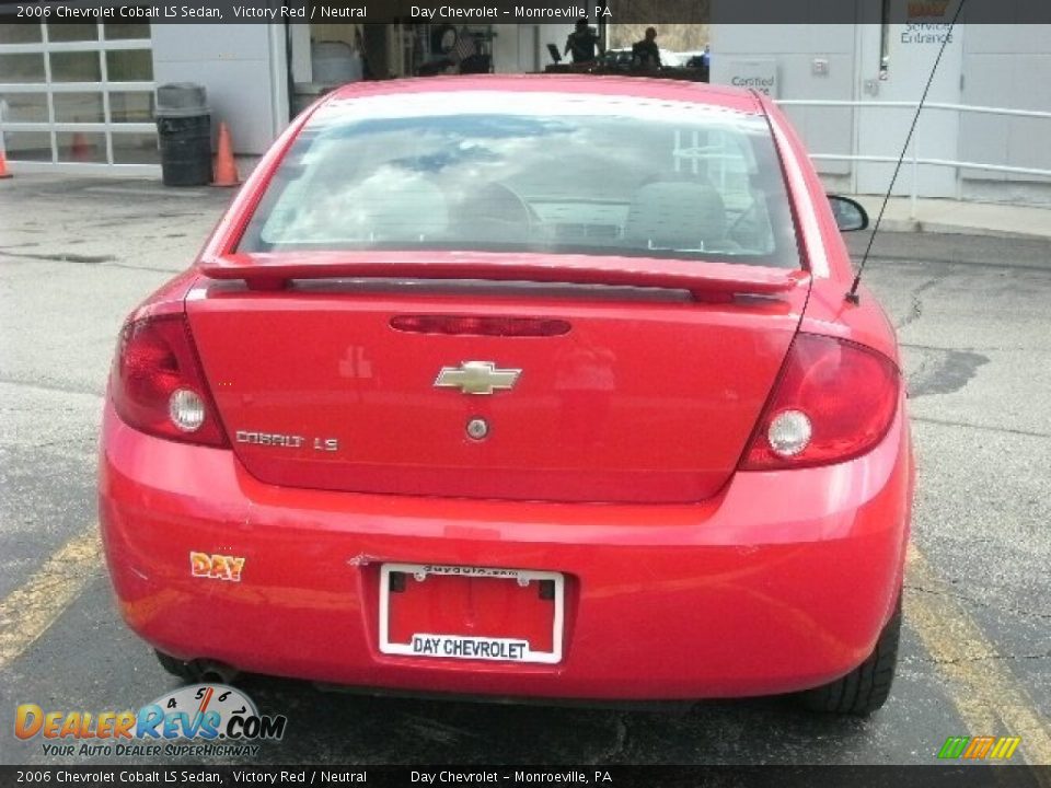 2006 Chevrolet Cobalt LS Sedan Victory Red / Neutral Photo #4
