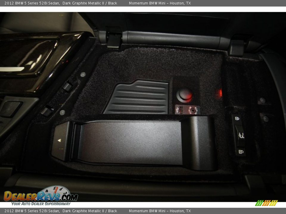 2012 BMW 5 Series 528i Sedan Dark Graphite Metallic II / Black Photo #28