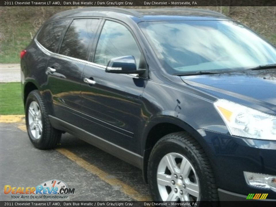 2011 Chevrolet Traverse LT AWD Dark Blue Metallic / Dark Gray/Light Gray Photo #2