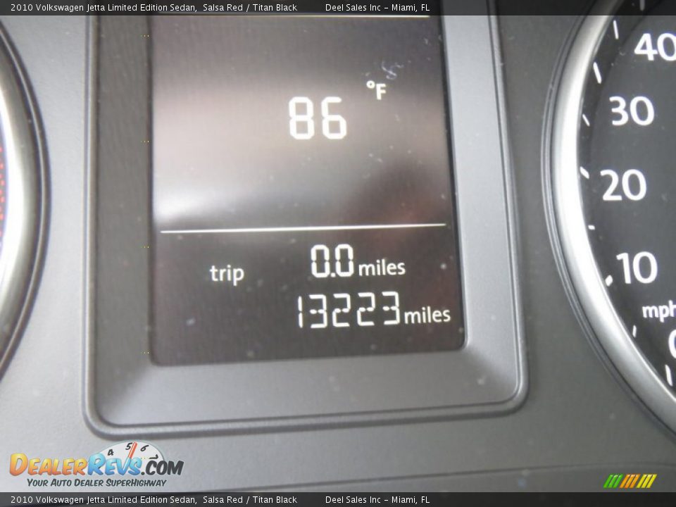 2010 Volkswagen Jetta Limited Edition Sedan Salsa Red / Titan Black Photo #15