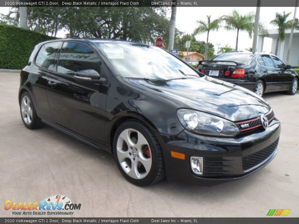 2010 Volkswagen GTI 2 Door Deep Black Metallic / Interlagos Plaid Cloth Photo #7