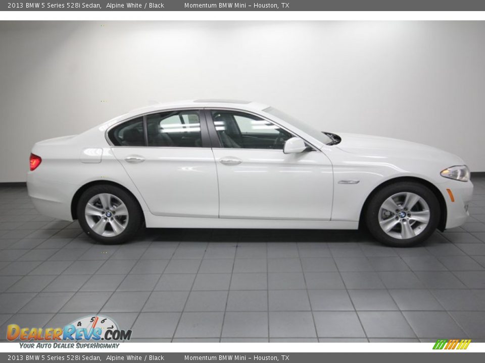 2013 BMW 5 Series 528i Sedan Alpine White / Black Photo #2