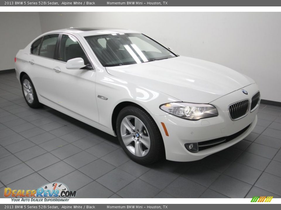 2013 BMW 5 Series 528i Sedan Alpine White / Black Photo #6