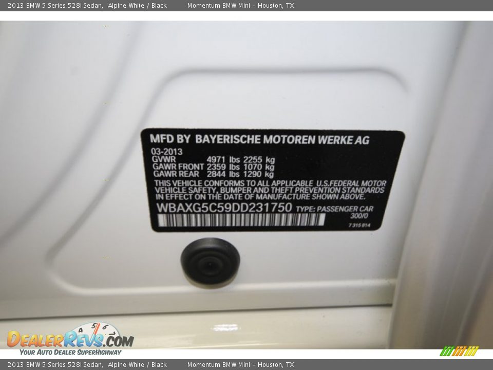 2013 BMW 5 Series 528i Sedan Alpine White / Black Photo #9