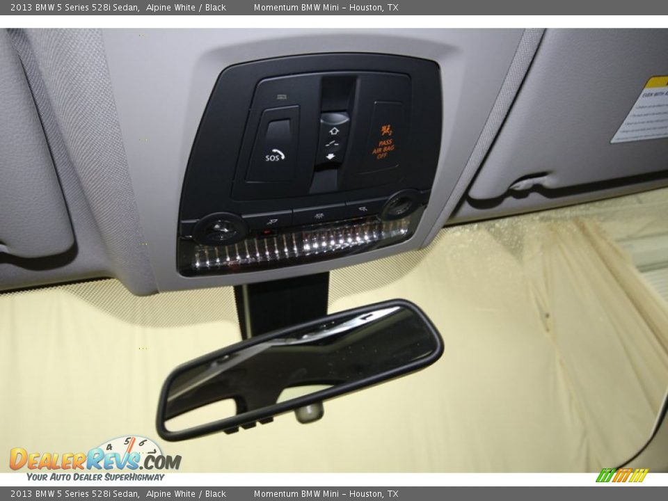 2013 BMW 5 Series 528i Sedan Alpine White / Black Photo #17