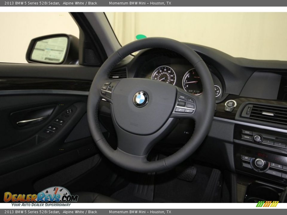 2013 BMW 5 Series 528i Sedan Alpine White / Black Photo #29