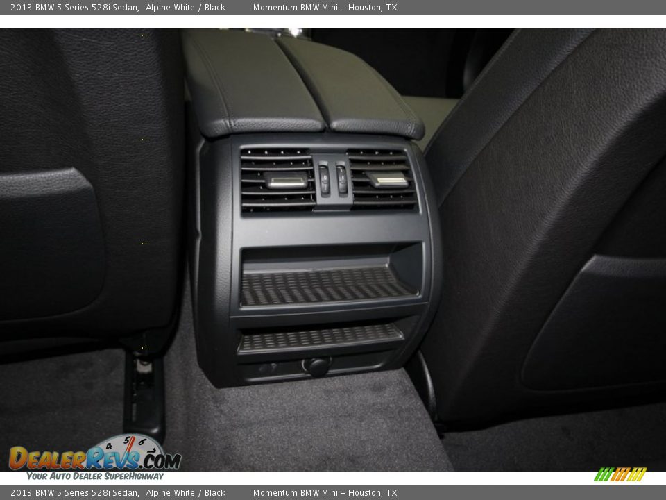 2013 BMW 5 Series 528i Sedan Alpine White / Black Photo #30