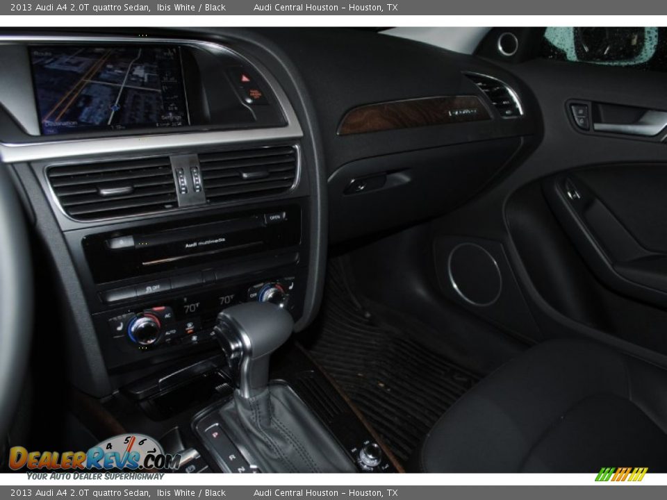 2013 Audi A4 2.0T quattro Sedan Ibis White / Black Photo #15