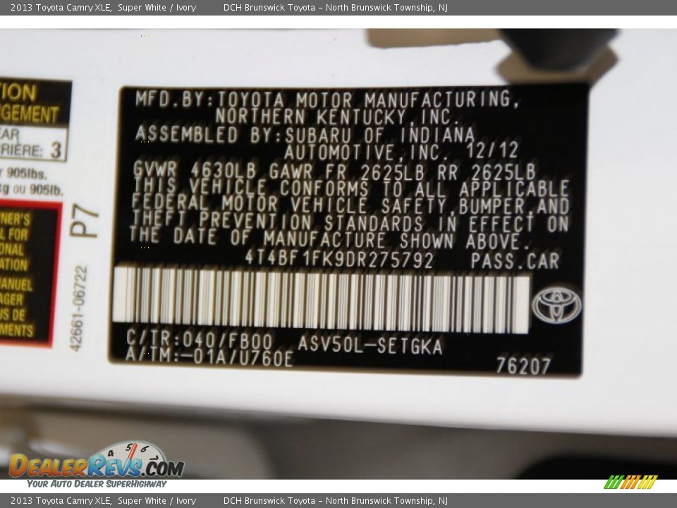2013 Toyota Camry XLE Super White / Ivory Photo #6