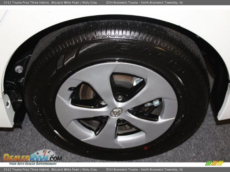 2013 Toyota Prius Three Hybrid Blizzard White Pearl / Misty Gray Photo #3