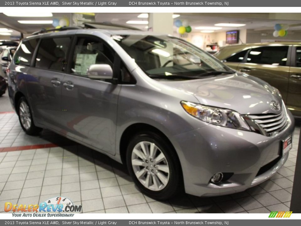 2013 Toyota Sienna XLE AWD Silver Sky Metallic / Light Gray Photo #1