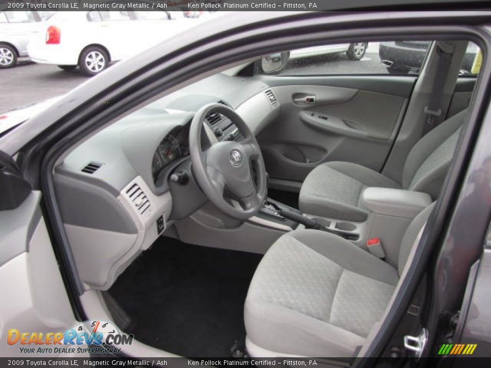 2009 Toyota Corolla LE Magnetic Gray Metallic / Ash Photo #17