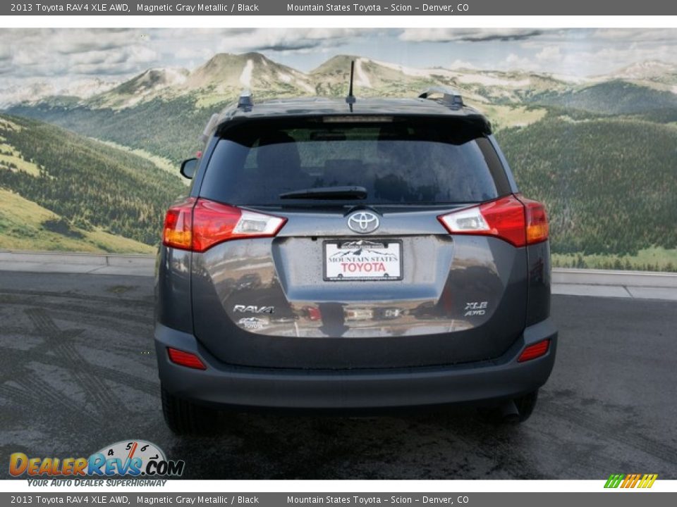 2013 Toyota RAV4 XLE AWD Magnetic Gray Metallic / Black Photo #4