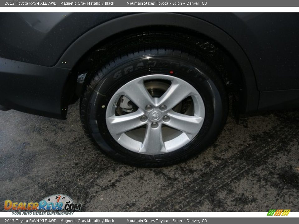 2013 Toyota RAV4 XLE AWD Magnetic Gray Metallic / Black Photo #9
